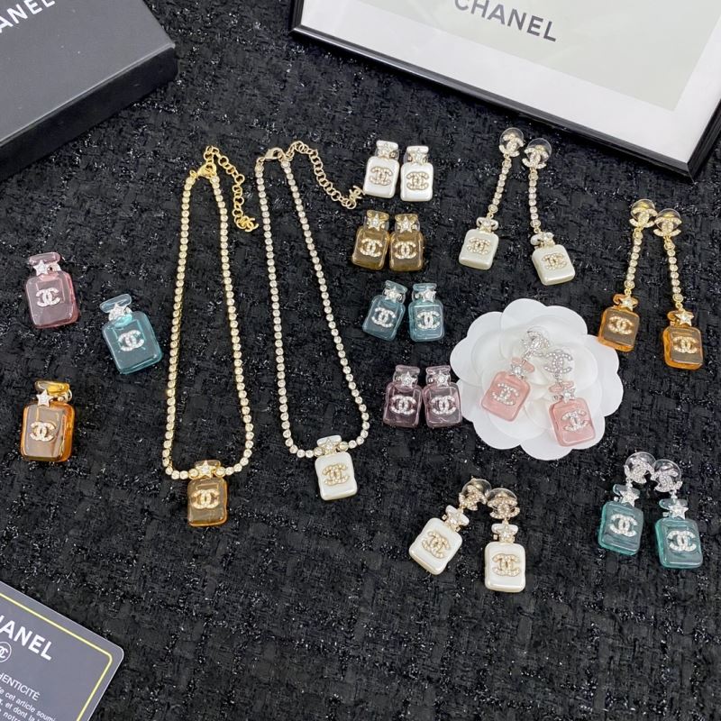 Chanel Necklaces